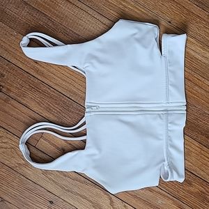 Buffbunny zip up sports bra